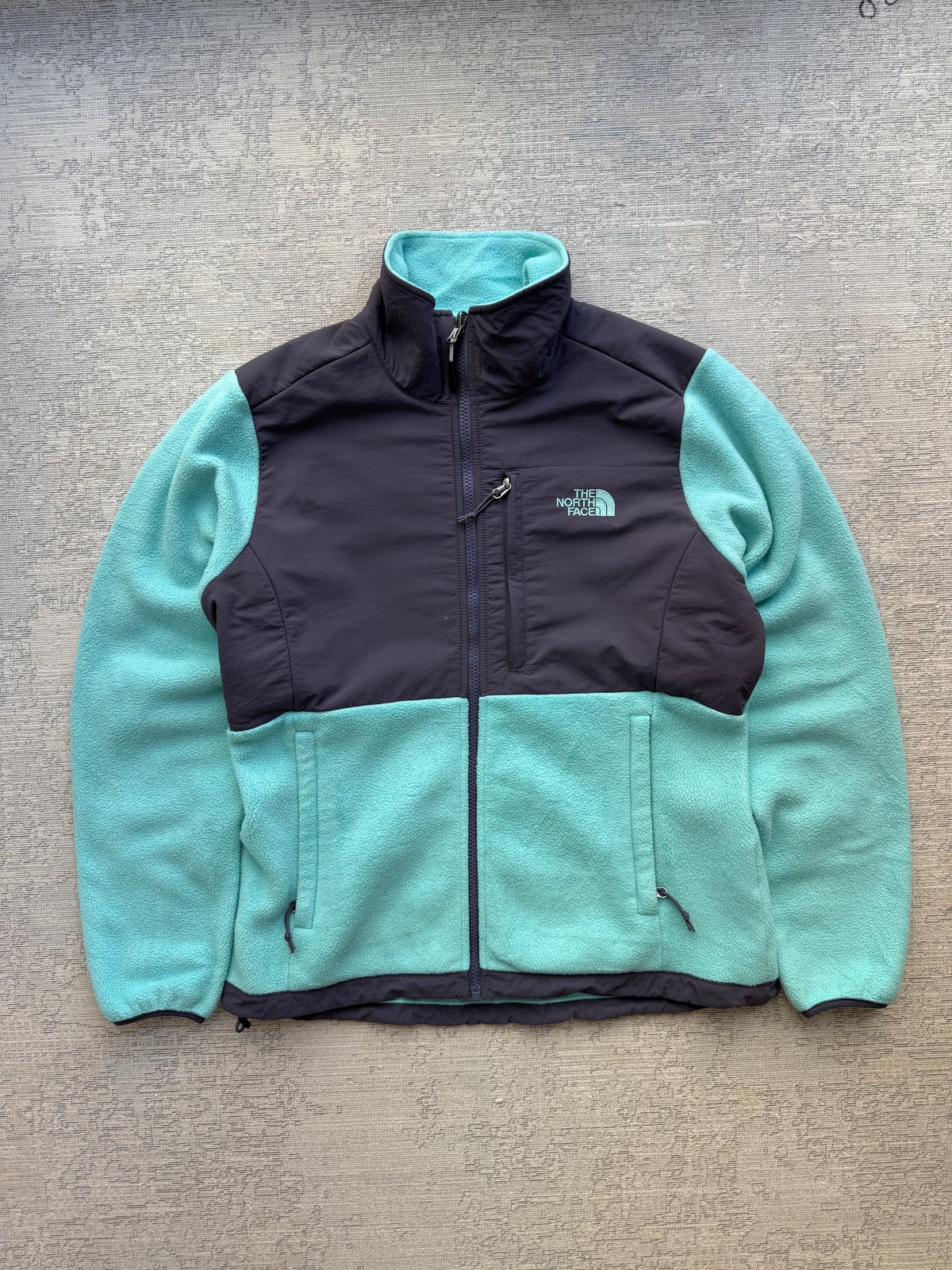 The North Face Denali Fleece Jacket (Women’s M)