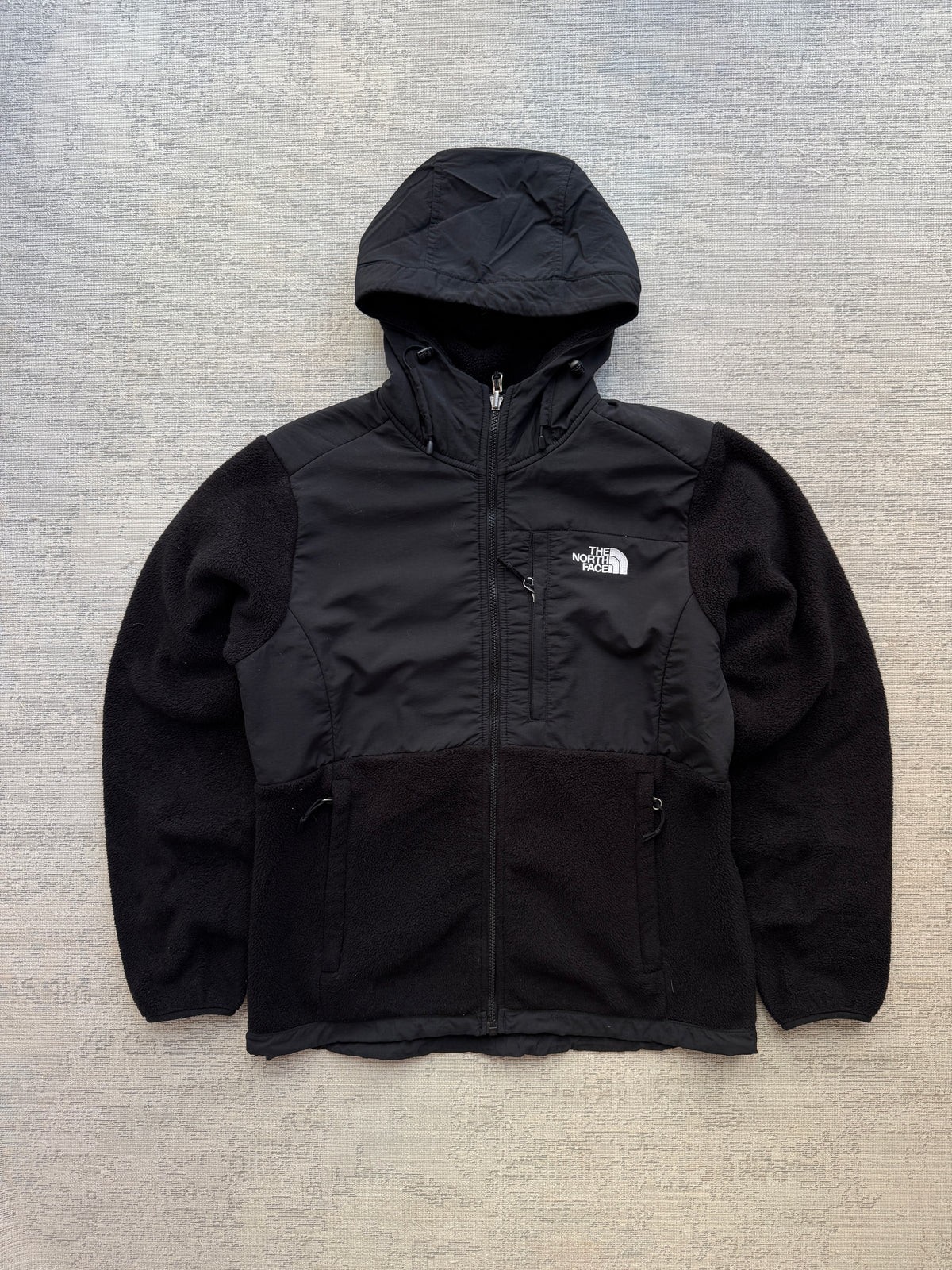 The North Face Women’s Denali Hoodie Fleece Jacket (Women’s M)