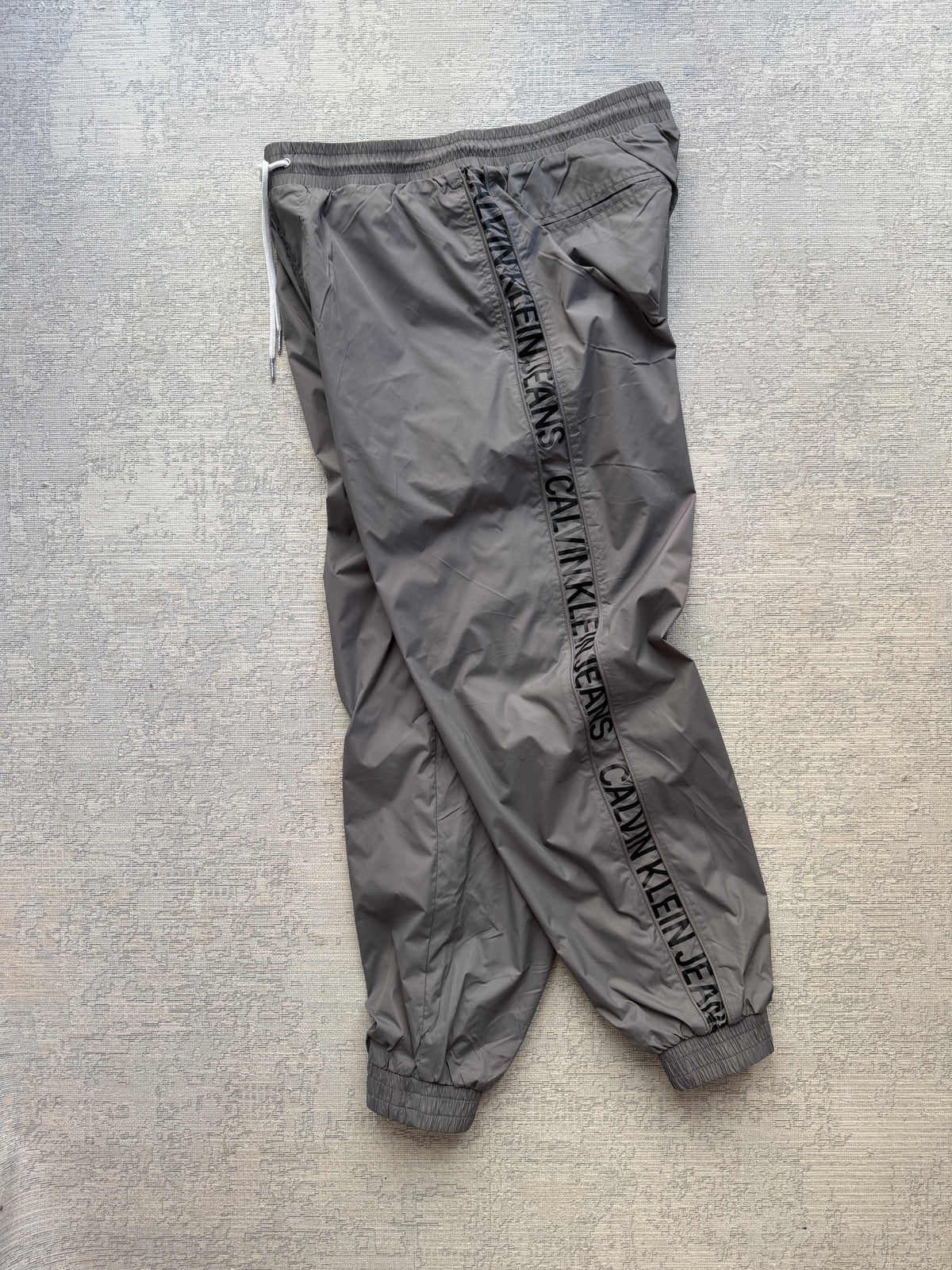 Calvin Klein Jeans Logo Tape Track Pants (M)
