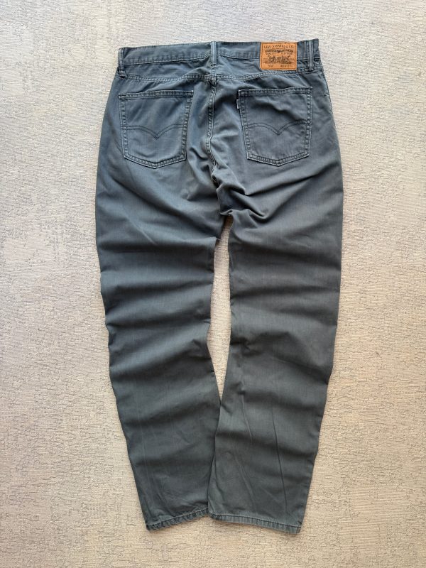 Levi’s 514 Straight Fit Jeans (W36 L36)