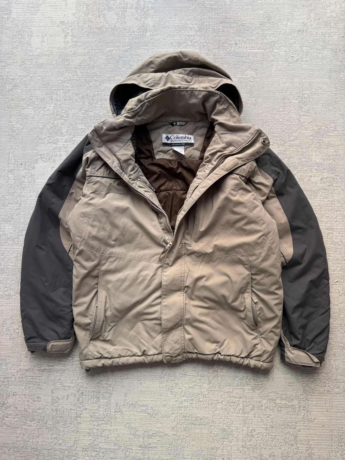 Columbia Hooded Insulated Jacket (M)