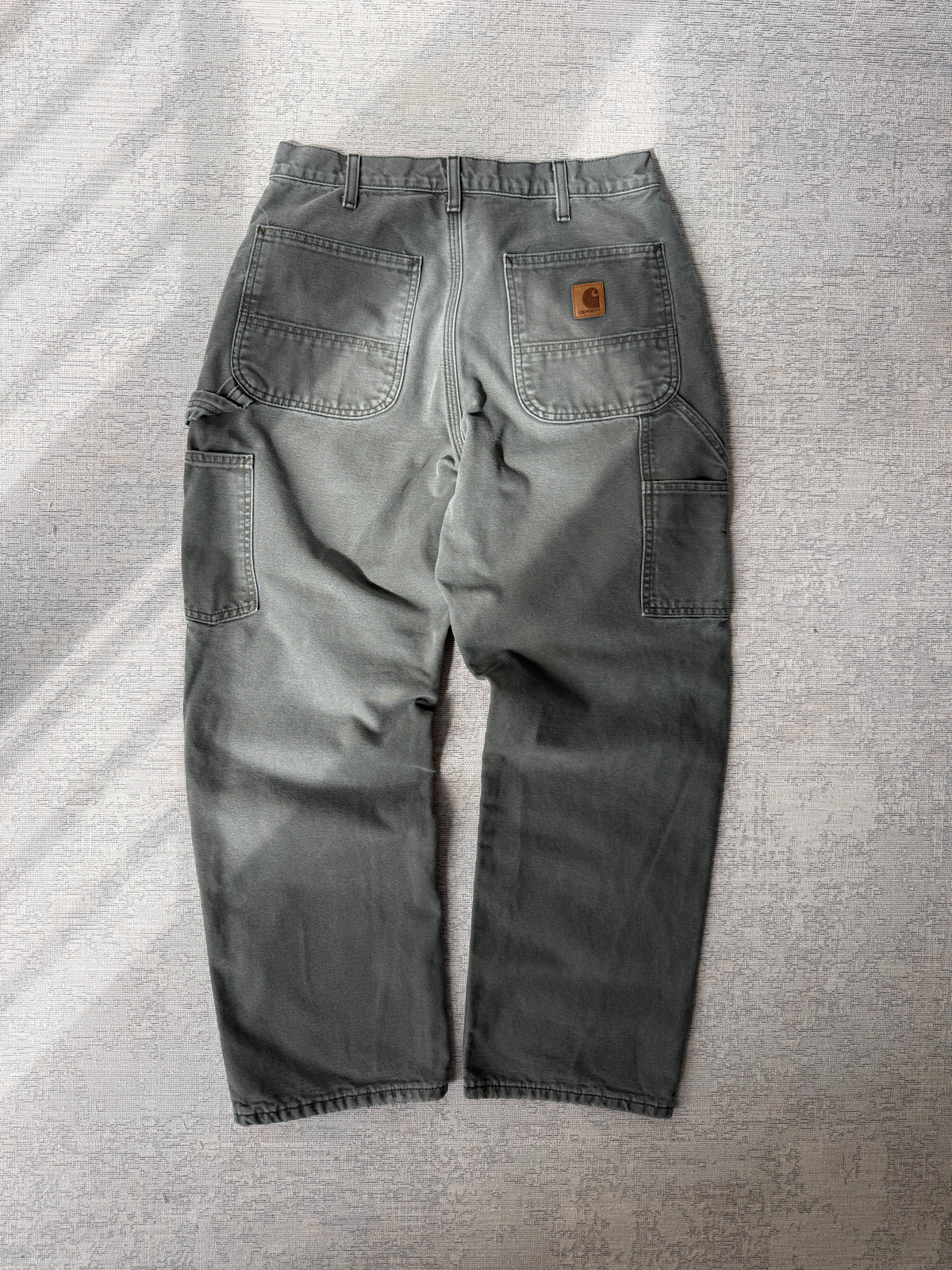 Carhartt B111 Carpenter Work Pant (W32 L30)